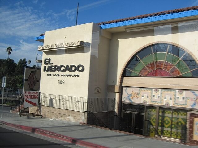 Tienda mexicana "El mercadito" en Los Ángeles California