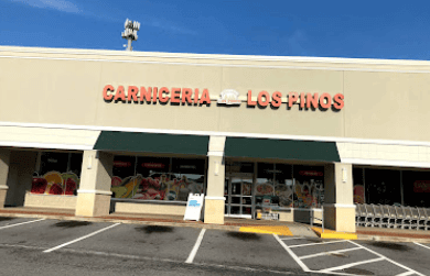 Tienda mexicana "Carnicería Los Pinos" en Atlanta