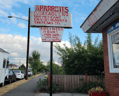 Tienda mexicana "Abarrotes El Oaxaqueño"